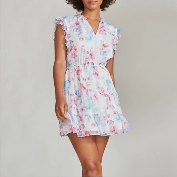 Steve Madden Dresses & Skirts - Steve Madden springy floral mini dress size small